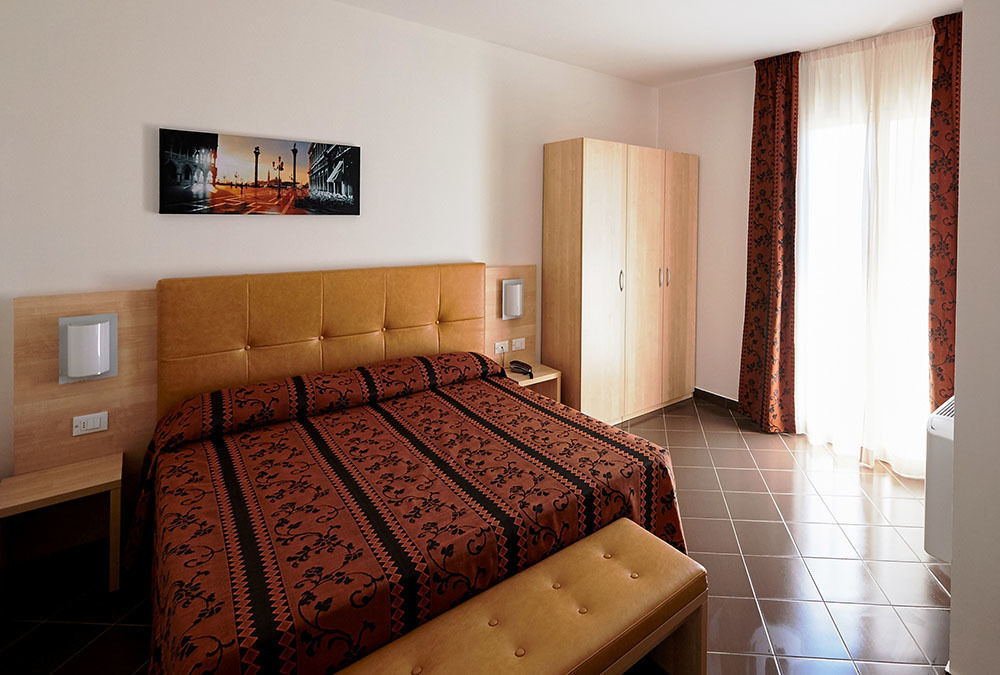 Bolgheri Marina Resort Marina Di Bibbona Eksteriør billede