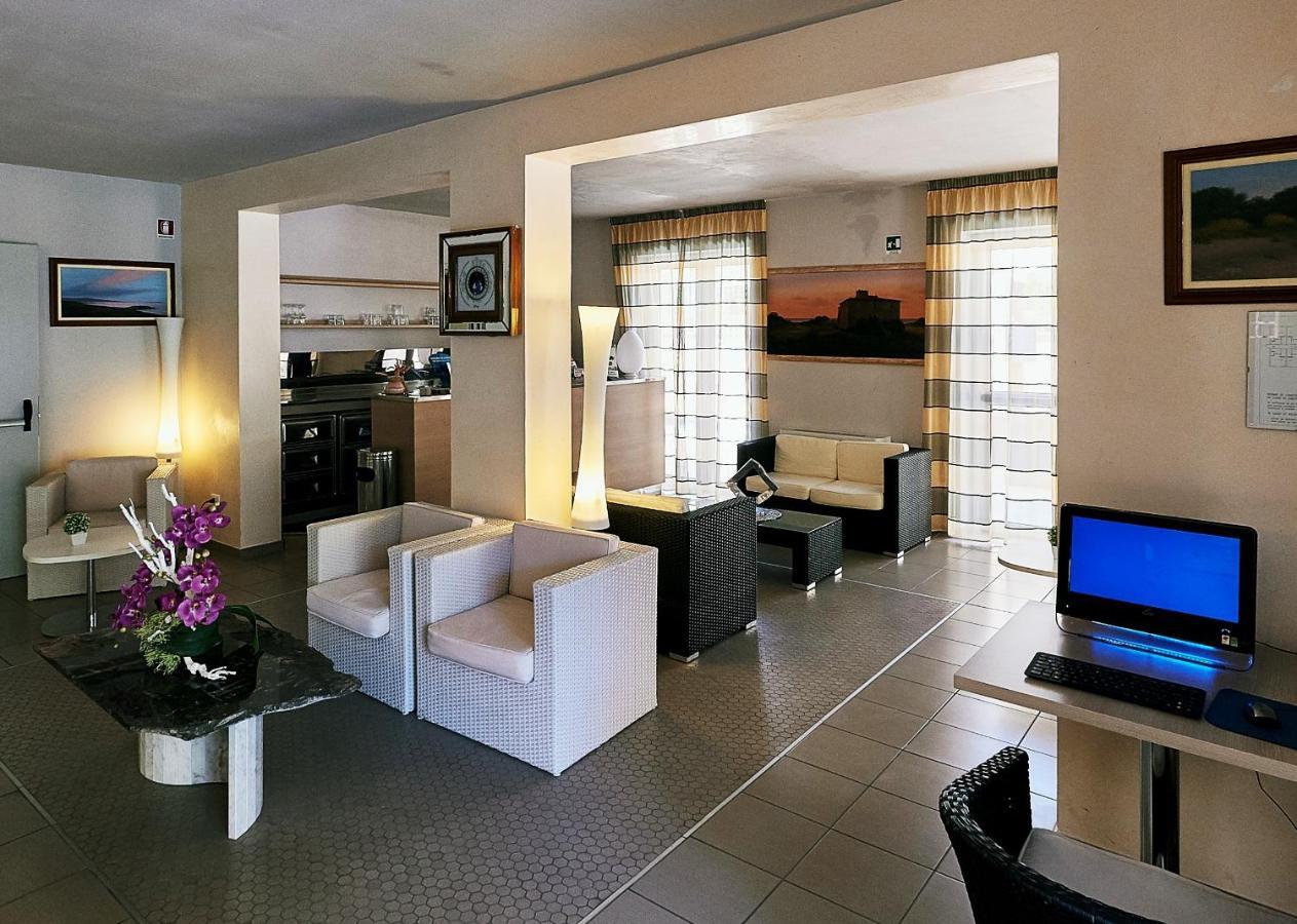 Bolgheri Marina Resort Marina Di Bibbona Eksteriør billede