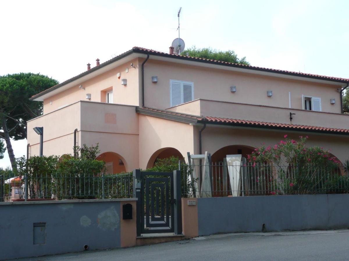 Bolgheri Marina Resort Marina Di Bibbona Eksteriør billede